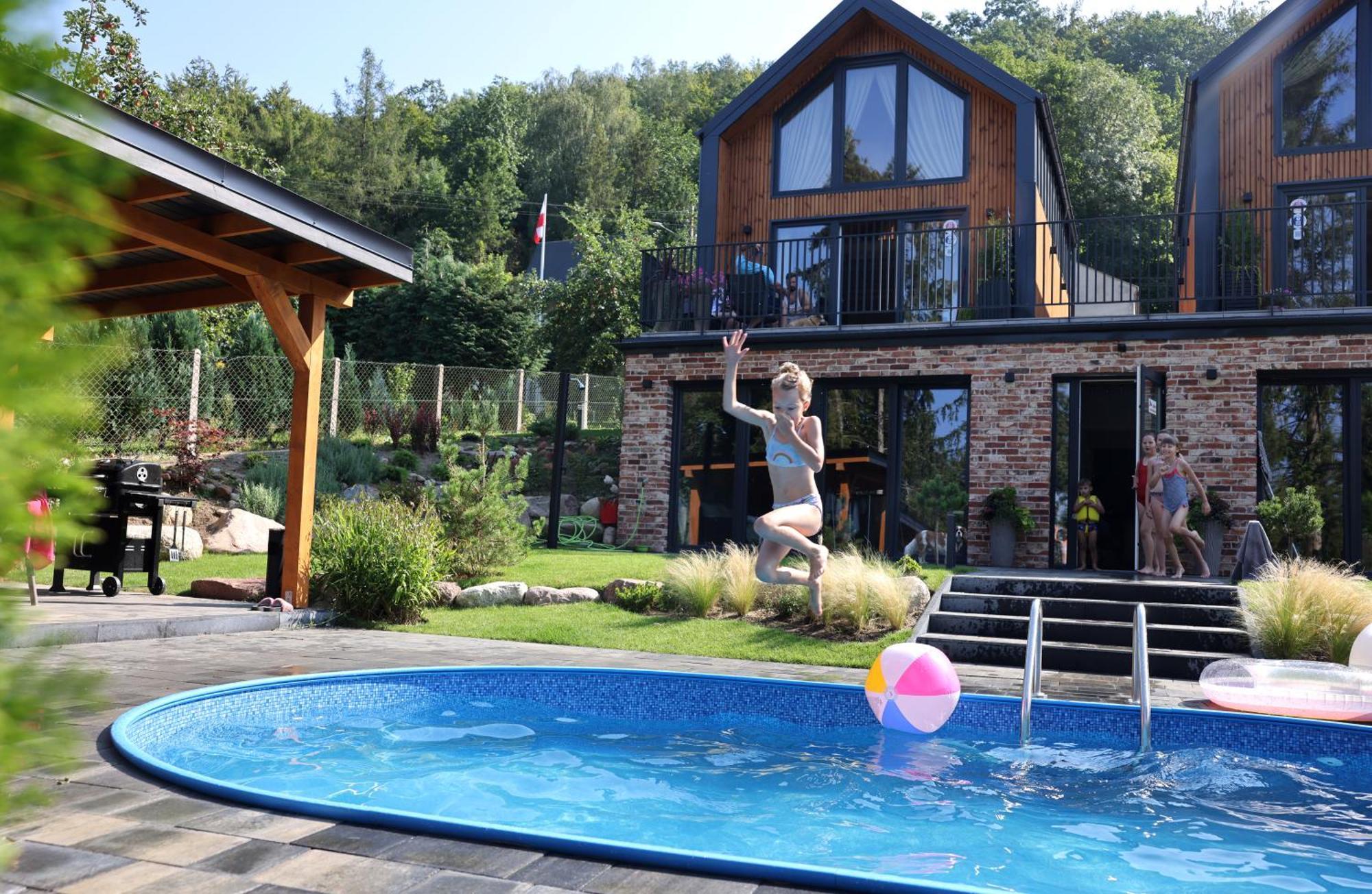 Ostoya Zawory Villa